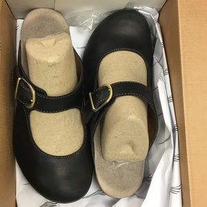 Dansko Martina Oiled black shoes. Size 40 (10)
